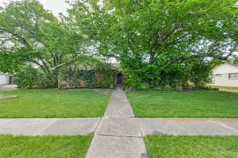 3120 Sombrero Dr, Dallas, TX 75229