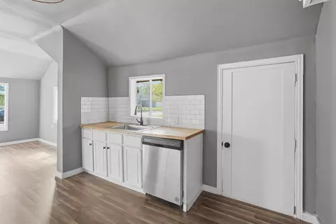 Other - 403 Elmo St, Cleburne, TX 76031 photo 2 of 5