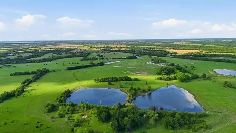 2301 Private Road 1179, Celeste, TX 75423 photo 7