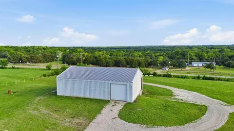 2301 Private Road 1179, Celeste, TX 75423 photo 10