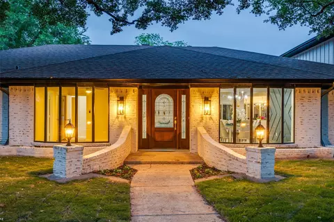 2400 Timbercreek Dr, Plano, TX 75075