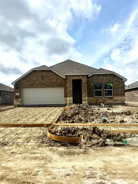 235 Teton St, Greenville, TX 75402