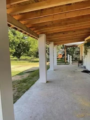 Exterior - 11119 Wortham Bend Rd, Waco, TX 76708 photo 4 of 7