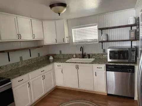 Kitchen - 11119 Wortham Bend Rd, Waco, TX 76708 photo 1 of 4