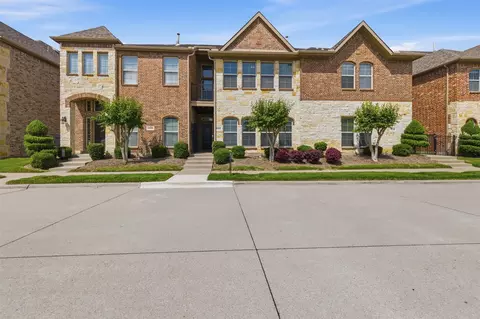 1432 Arapaho Dr, Carrollton, TX 75010