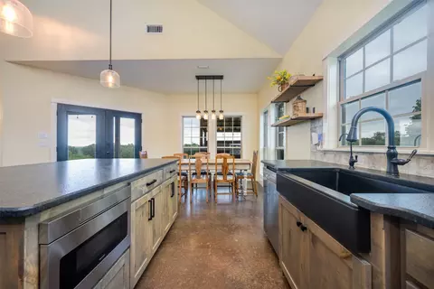 Kitchen - 1458 Jim Harry Loop, Sunset, TX 76270 photo 4 of 5