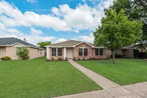 2938 Marquis Ln, Lancaster, TX 75134