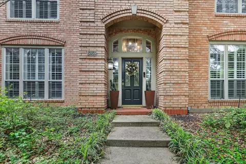 5059 Golden Ln, Fort Worth, TX 76123