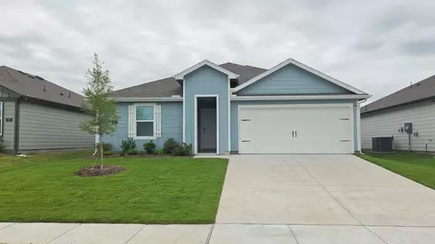 211 Desert Willow Dr, Royse City, TX 75189