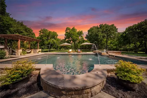 7312 Hix Ct, Colleyville, TX 76034