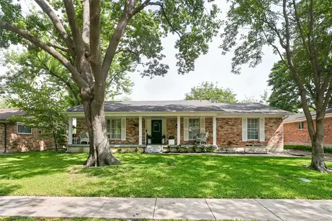 710 Brentwood Ln, Richardson, TX 75080