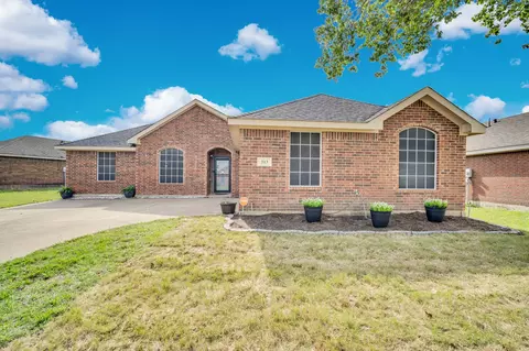 313 Shadow Bend Dr, Red Oak, TX 75154