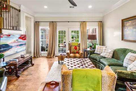 Living - 40 Enclave Ct, Waco, TX 76708 photo 1 of 3