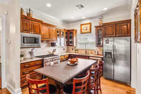 Kitchen - 40 Enclave Ct, Waco, TX 76708 photo 2 of 4