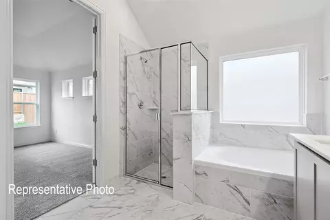 Bath - 4372 Biddle St, Midlothian, TX 76065 photo 3 of 5