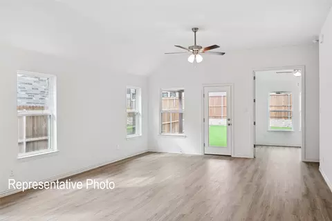 Living - 4372 Biddle St, Midlothian, TX 76065 photo 1 of 1