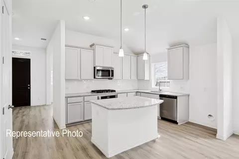 Kitchen - 4372 Biddle St, Midlothian, TX 76065 photo 1 of 4