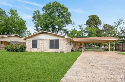 106 Hall St, New Boston, TX 75570