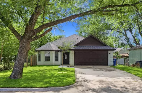 906 Oak St, Mckinney, TX 75069