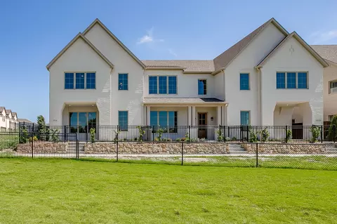 13841 Carnegie Dr, Fort Worth, TX 76008