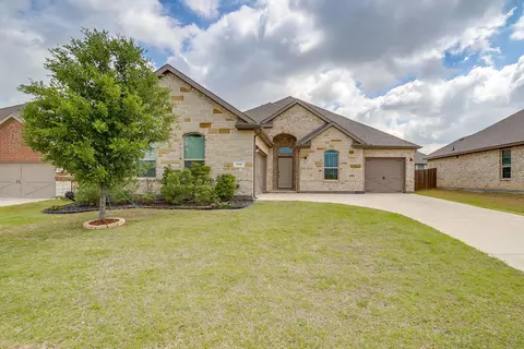 912 Bailey Ln, Mansfield, TX 76063