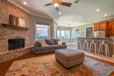 Living - 2212 Nicholas, Waco, TX 76712 photo 1 of 3
