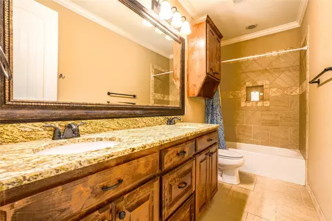 Bath - 2212 Nicholas, Waco, TX 76712 photo 7 of 7