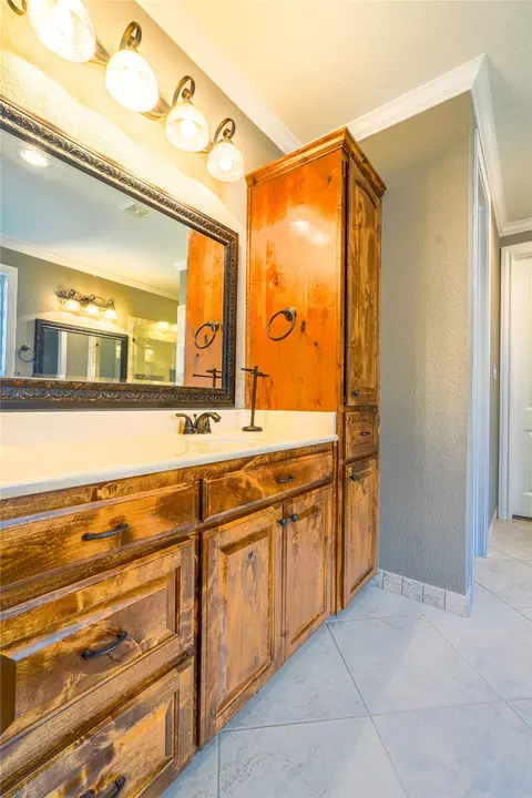 Bath - 2212 Nicholas, Waco, TX 76712 photo 3 of 7