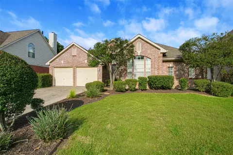 3208 Bridle Ln, Grapevine, TX 76051