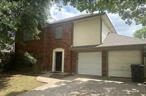 4737 Hollow Tree Dr, Arlington, TX 76018