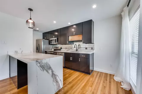 4616 W Lovers Ln #208, Dallas, TX 75209