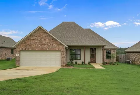 7872 Wasson Rd, Shreveport, LA 71107