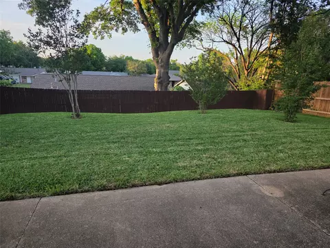 Exterior - 608 Shelmar Dr, Euless, TX 76039 photo 2 of 4