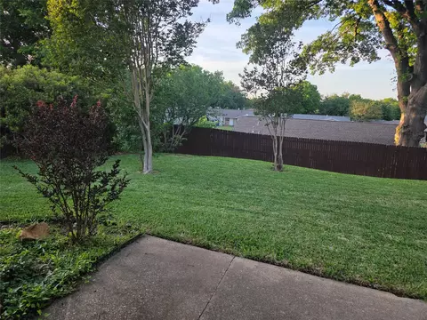 Exterior - 608 Shelmar Dr, Euless, TX 76039 photo 4 of 4