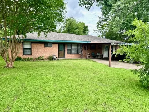 153 Tennessee St, Wills Point, TX 75169