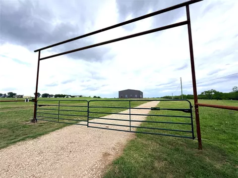 192 Fm 1183, Alma, TX 75119