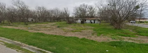 802 E 12th Ave, Corsicana, TX 75110