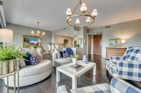 3831 Turtle Creek Blvd #4D, Dallas, TX 75219