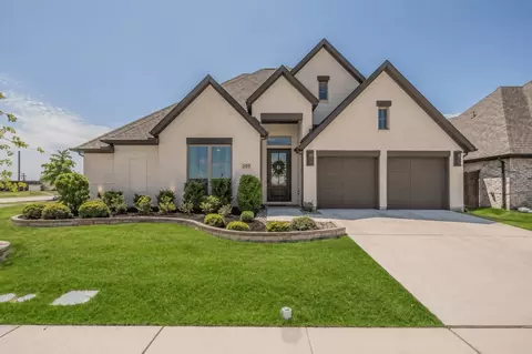 5744 Turner May Dr, Fort Worth, TX 76126