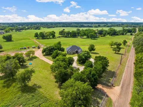 638 County Road 337, Rosebud, TX 76570