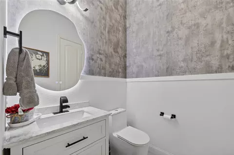 Bath - 400 Trailside Dr, Prosper, TX 75078 photo 4 of 5