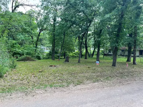 185 Natchez Trl, Mabank, TX 75156