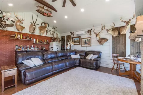 Living - 305 N Avenue K E, Haskell, TX 79521 photo 6 of 6