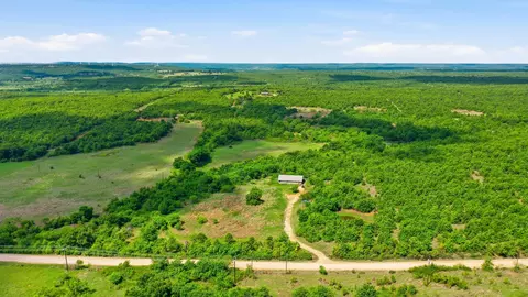 3180 Rock Creek Rd, Jacksboro, TX 76458