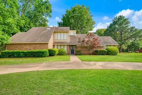 4110 Lakeshore Dr, Reno, TX 75462