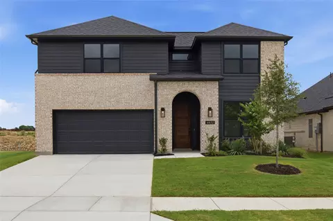4632 Commack Dr, Fort Worth, TX 76135
