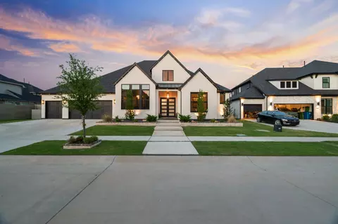 1816 Gathering Trl, Argyle, TX 76226
