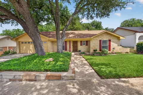 937 Harwood Ter, Bedford, TX 76021