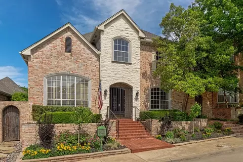 8623 Royalbrook Ct, Dallas, TX 75243