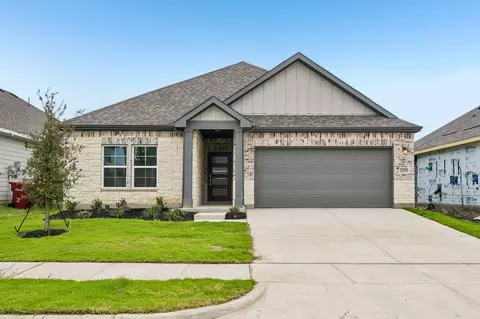 2209 Trailside Dr, Sherman, TX 75092
